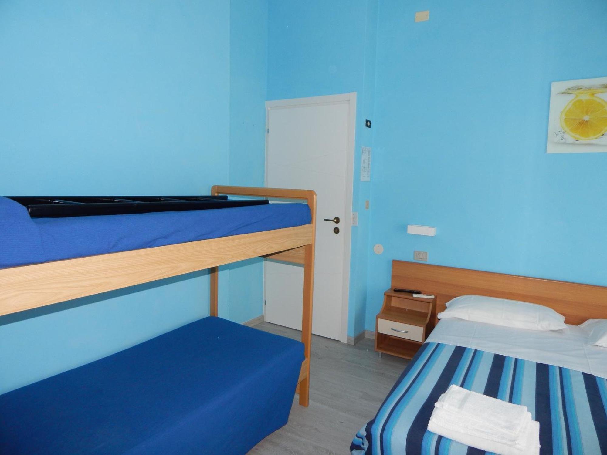 Hotel Vera Риччоне Экстерьер фото