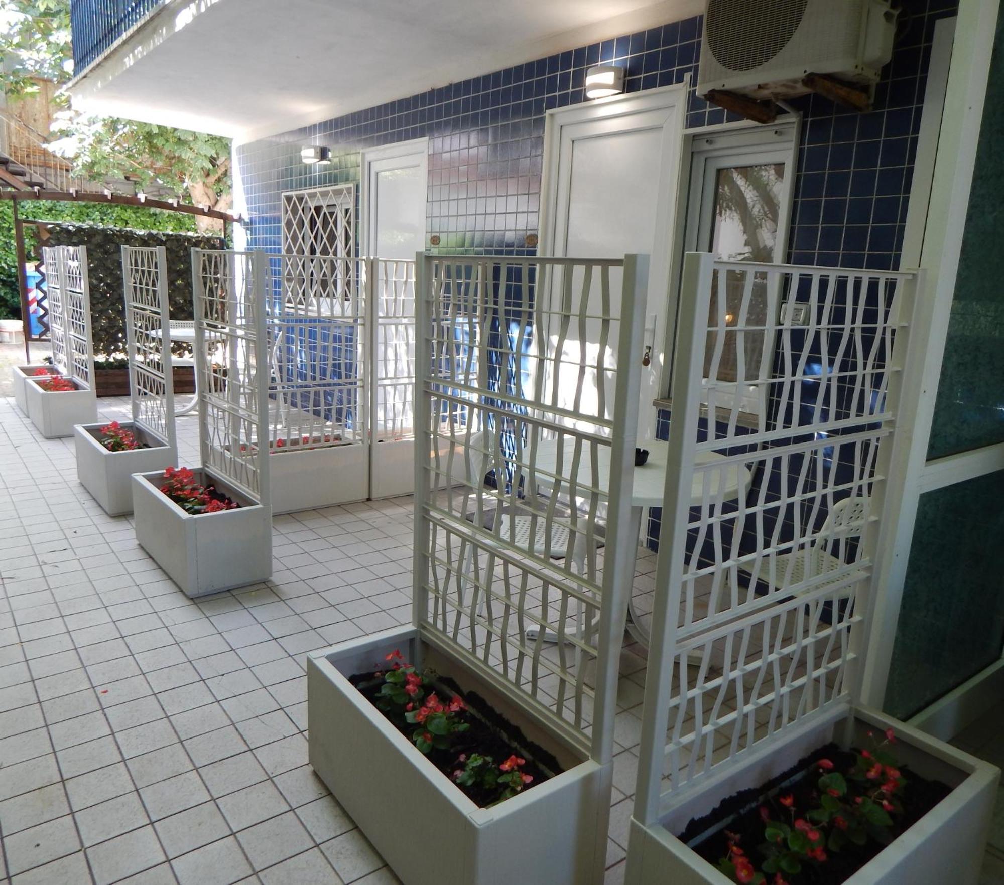 Hotel Vera Риччоне Экстерьер фото