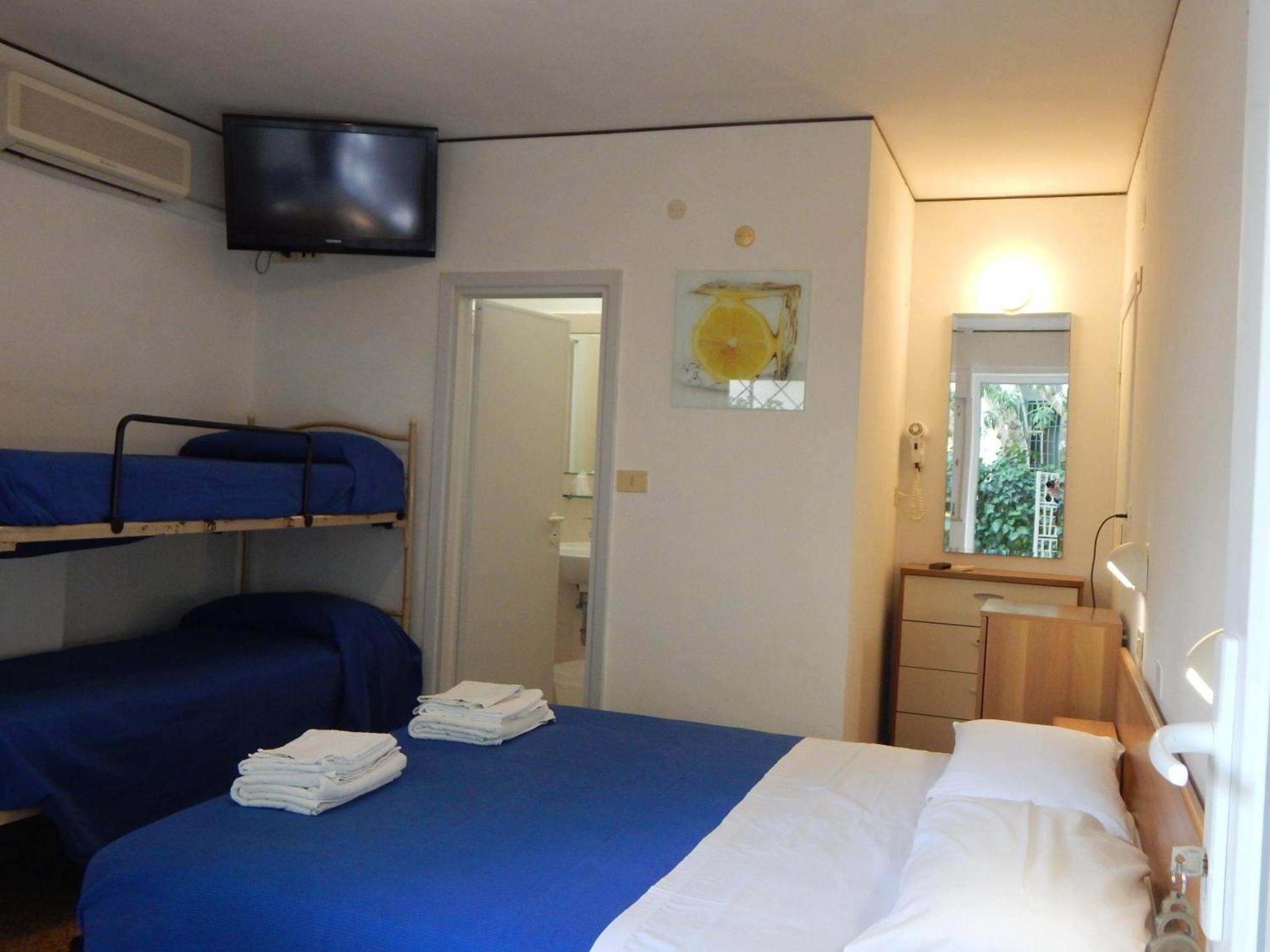 Hotel Vera Риччоне Экстерьер фото